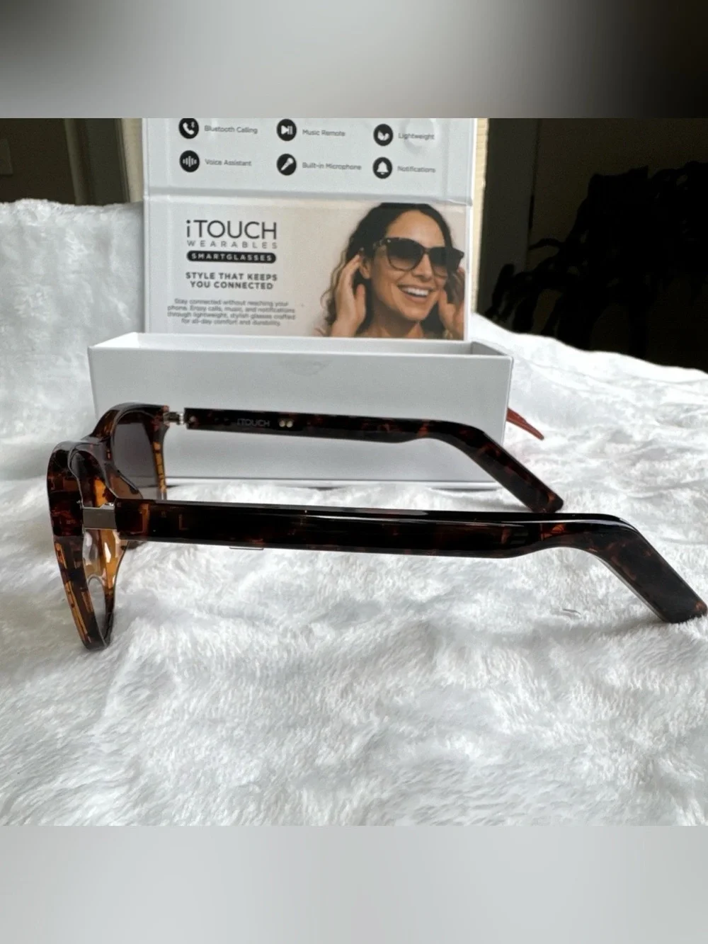 iTouch Wearables SMARTGLASSES Bluetooth Smart Glasses w/ Calling NIB